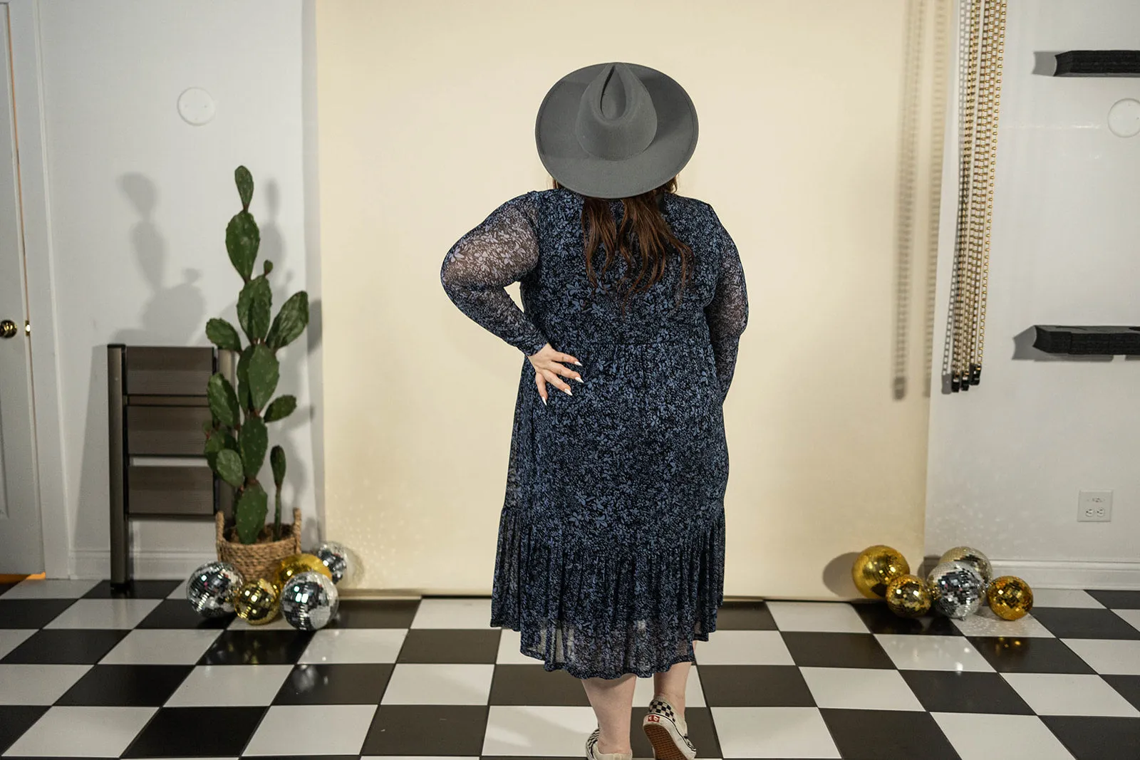 andrea long sleeve midi dress in blue