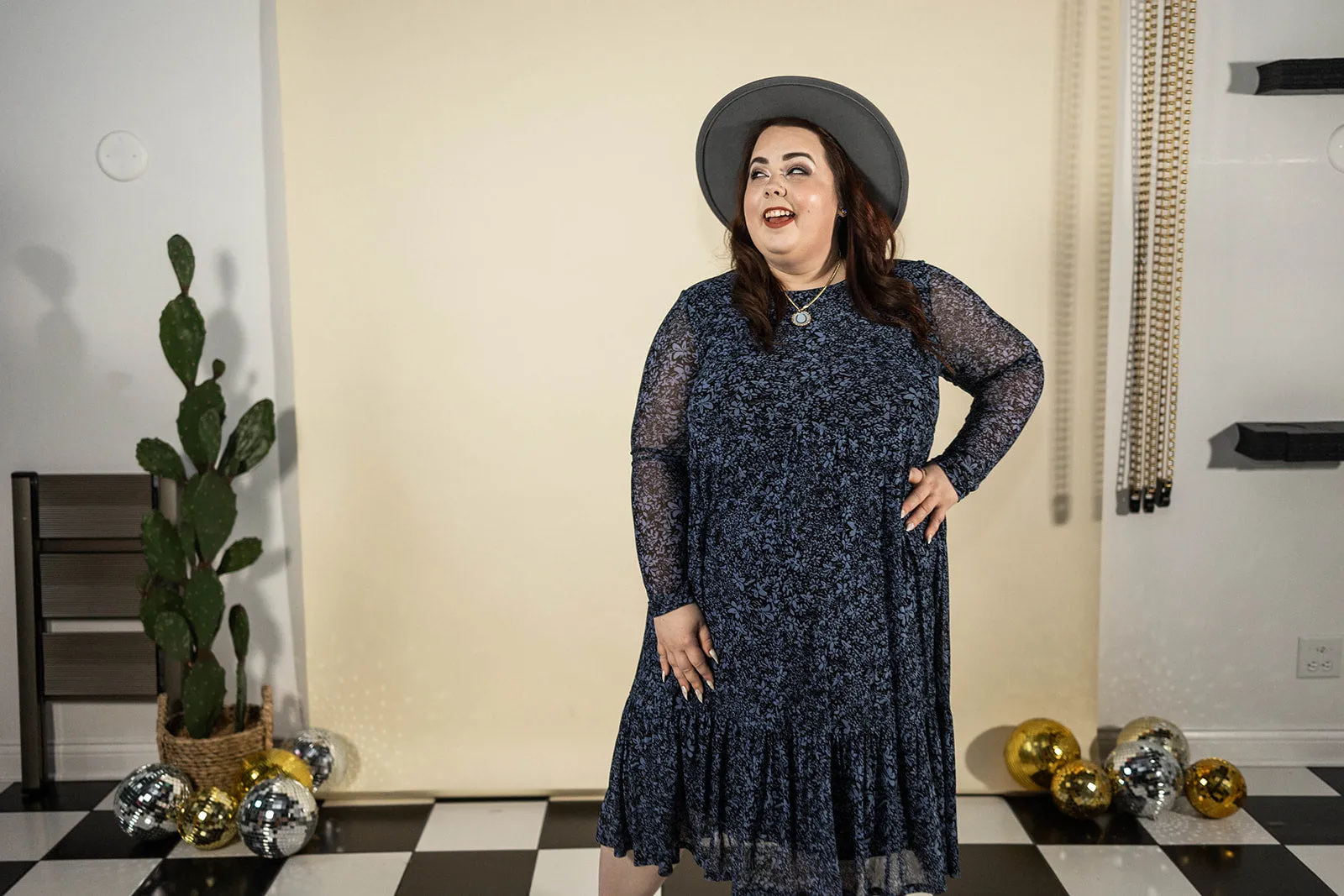 andrea long sleeve midi dress in blue