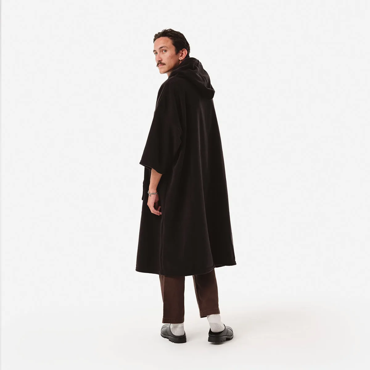 Everyday Chilling Fleece Poncho - L/XL