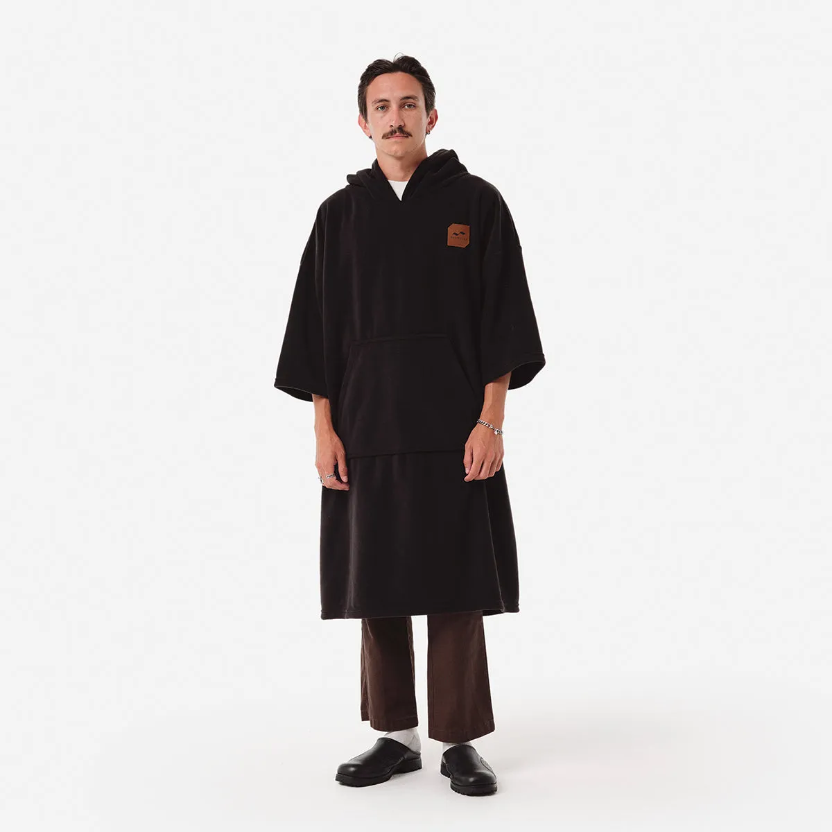 Everyday Chilling Fleece Poncho - L/XL