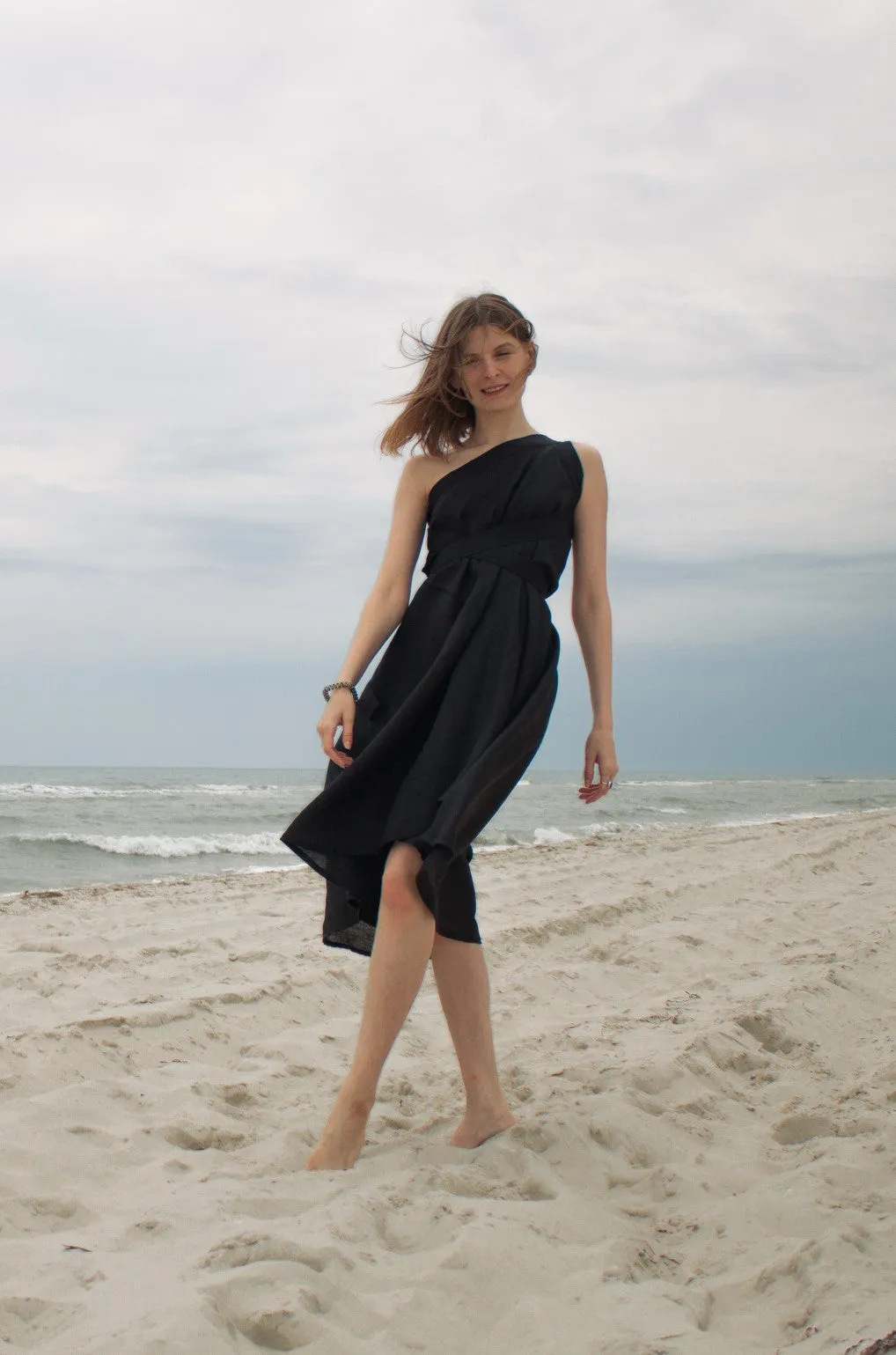 Form 1. Multiway. For F. Black (transformable dress)