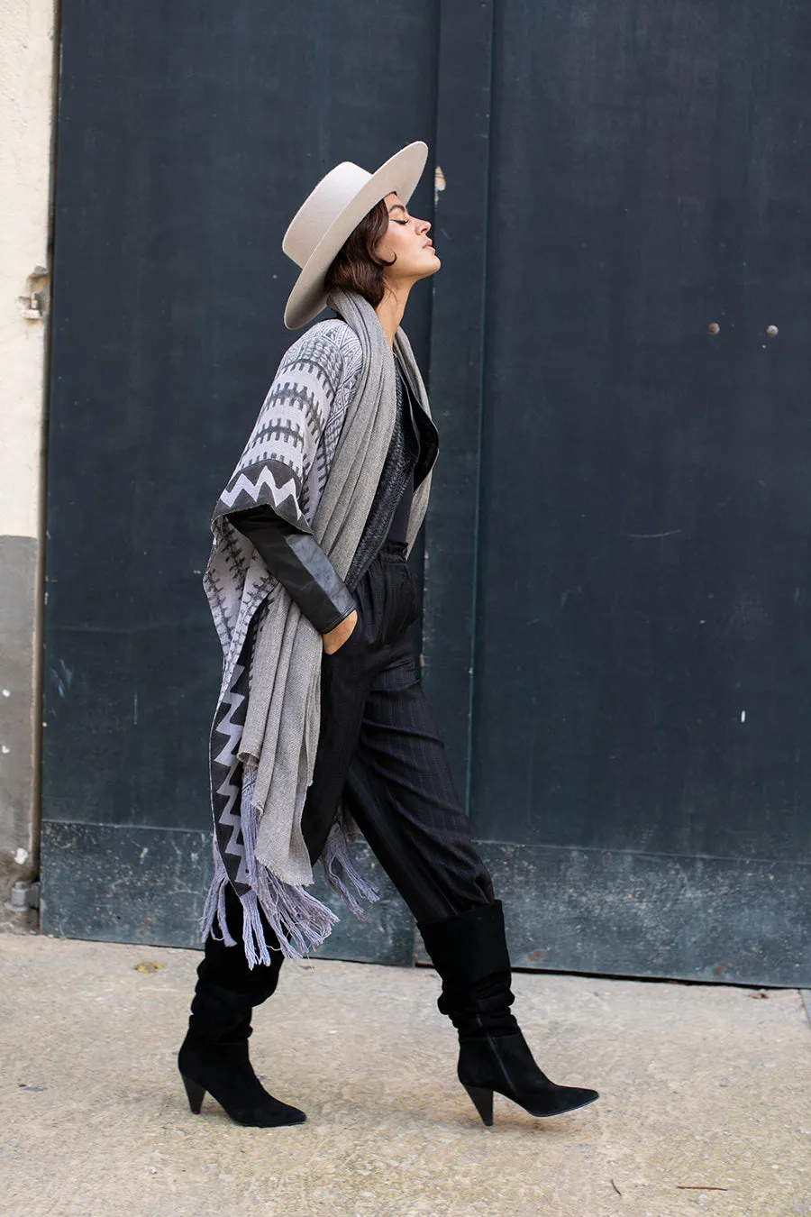 PETRA SCARF LIGHT GREY