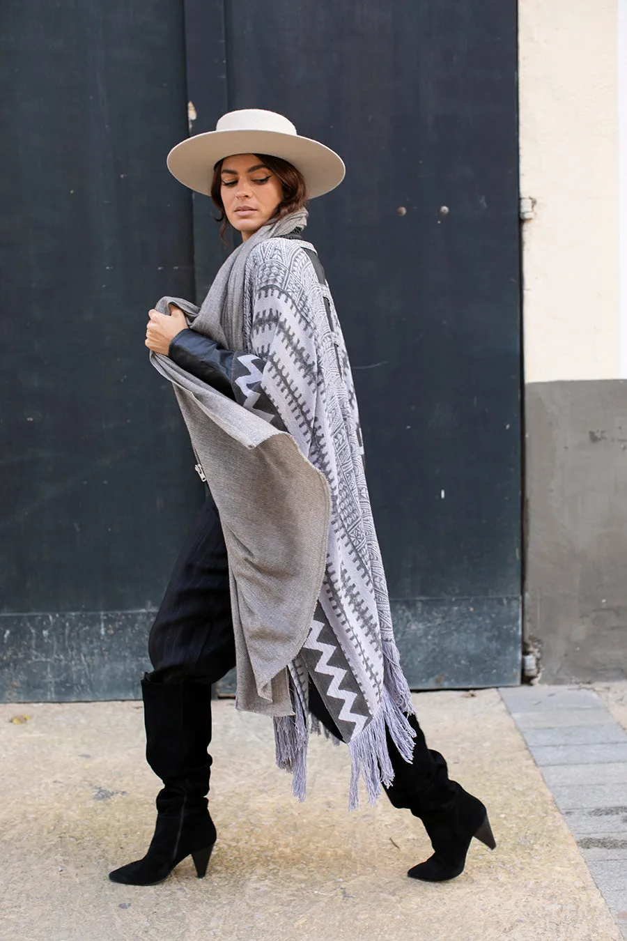 PETRA SCARF LIGHT GREY